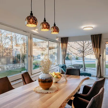 Stone House Korita Villa *